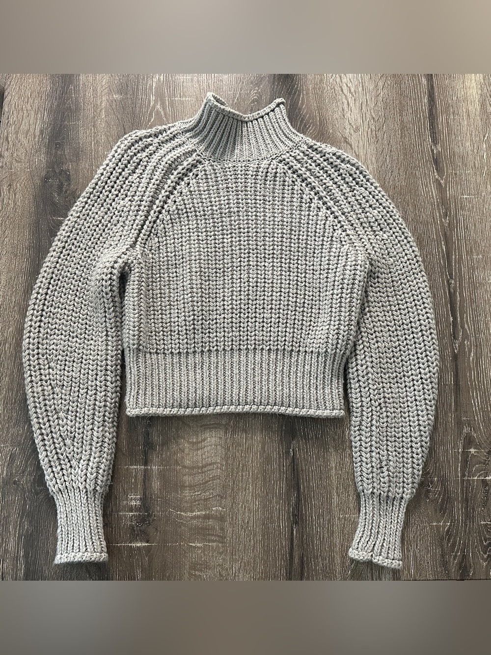 H&M Chunky Cropped Turtleneck Sweater - Light Gray - Size XS